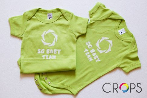 Flexo printing and transfer printing on clothing