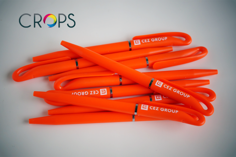 Orange pens, advertising agency